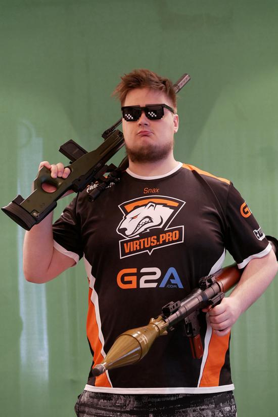 Thorin 和 Richard Lewis 将在 Elisa Masters Espoo 广播中合作