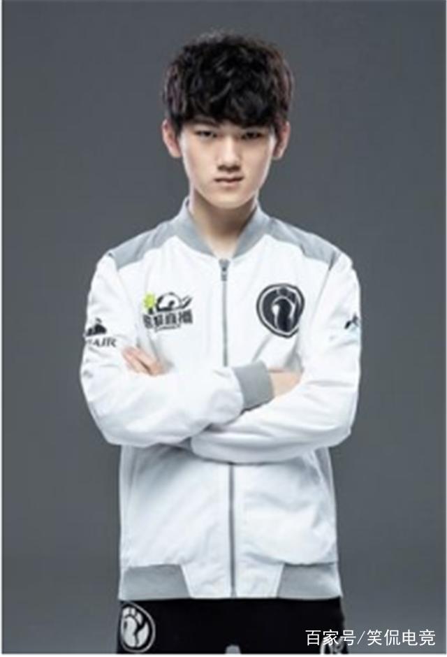 LNG赛后返图：Scout目光无神 GALA略显凝重